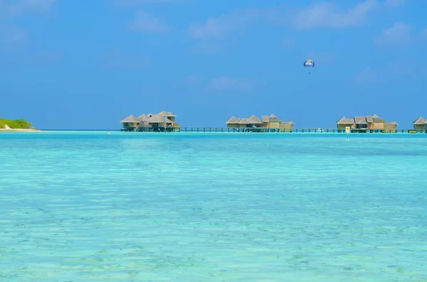 Bungalows Resort Maledivách — Stock fotografie