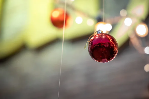 Close-up of a Christmas tree decorated. — Stock Photo, Image