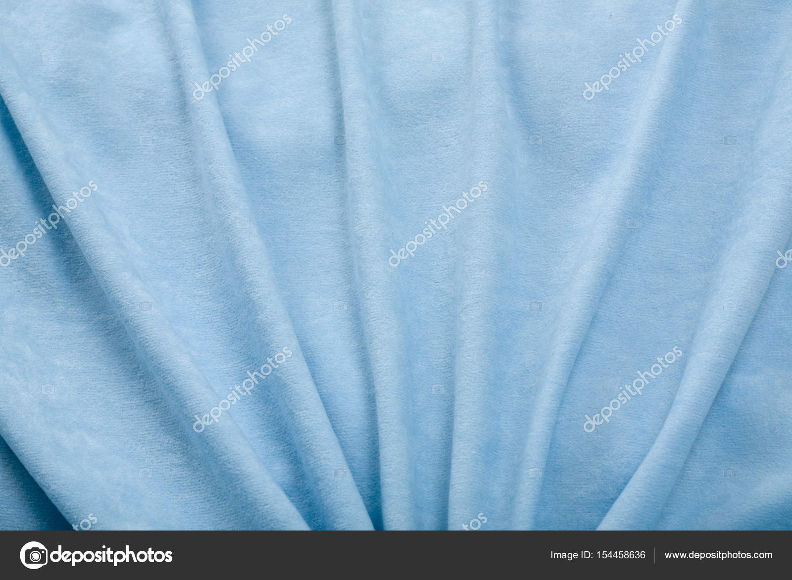 Blauwe velours gordijnen — Stockfoto © Foto.Toch #154458636 Blauwe velours gordijnen — Stockfoto © Foto.Toch #154458636