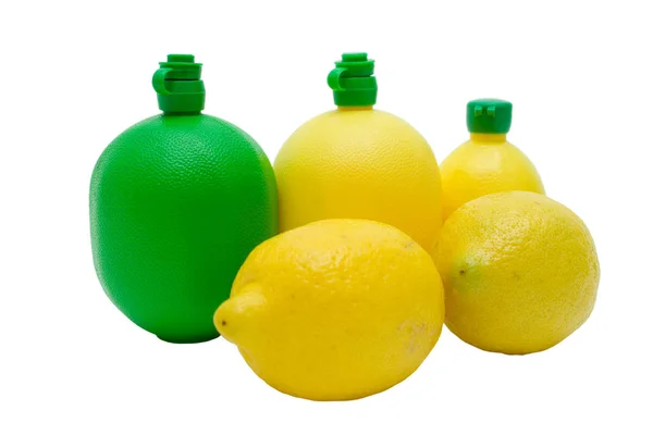 Limones y jugos — Foto de Stock