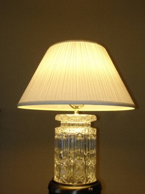 Parlak masaüstü lamba