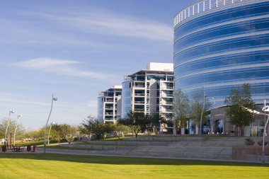 Modern ofis binaları