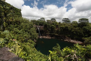 Hawaii gökkuşağı Falls