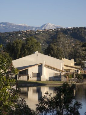 California göl yaşam tarzı