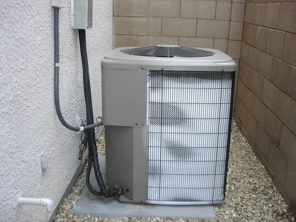 Acondicionador de aire Solución de problemas — Foto de Stock