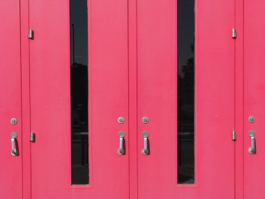 Pink Kapı ayrıntıları