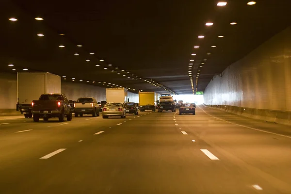 Dentro do túnel do carro — Fotografia de Stock