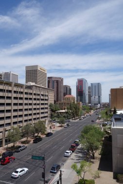 Doğuya doğru Jefferson Road, Phoenix, Az