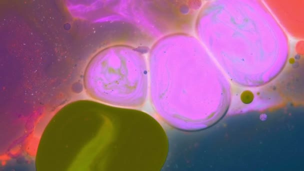 Bulles d'encre dans l'eau 