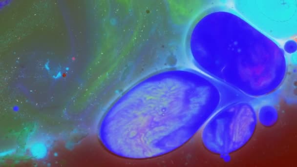 Bulles d'encre dans l'eau 