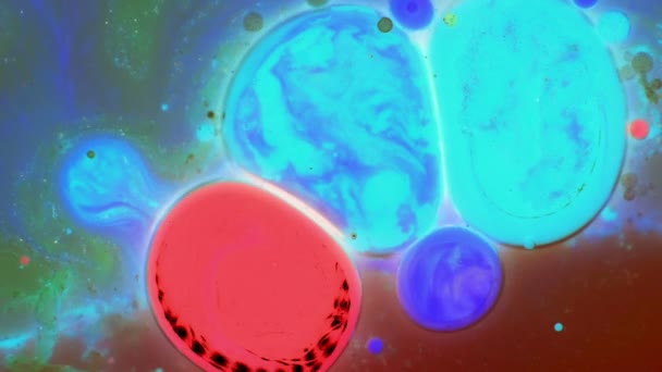 Bulles d'encre dans l'eau 