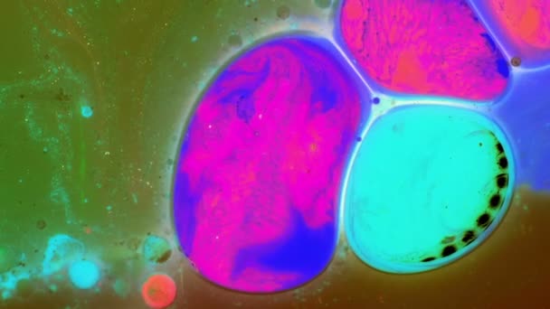 Bulles d'encre dans l'eau 