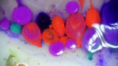 Su kabarcıkları mürekkep