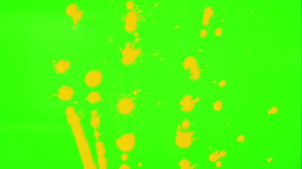 Zielony ekran jest malowany farba Over.yellow — Wideo stockowe