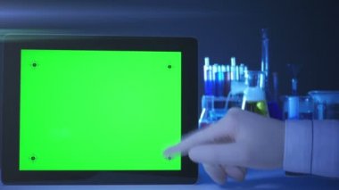 Tablet PC Laboratuvarı yeşil bir ekran ile