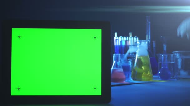 Tablet pc With a Green Screen in the Laboratory — Stock Video