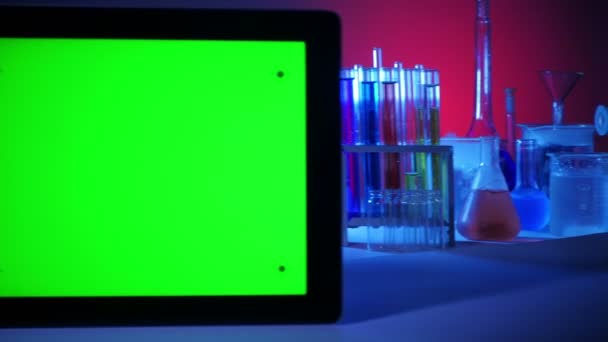 Tablet pc With a Green Screen in the Laboratory — Stock Video