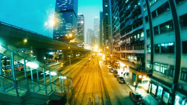 På kvällen gatorna i Hong Kong. — Stockvideo