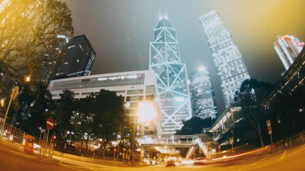 Die abendlichen Straßen von Hongkong. — Stockvideo