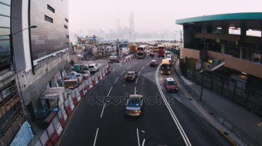 Hong Kong, Çin - 28 Şubat, 2017: gün sokaklar Hong Kong