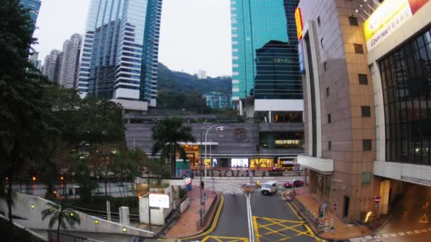 Hong Kong, Çin - 28 Şubat, 2017: akşam sokakları Hong Kong — Stok video