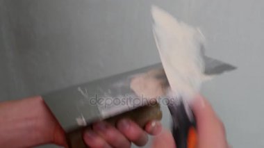 Bir Spatula ile alçı karışımları
