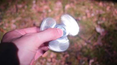 Onun elinde Spinner spin