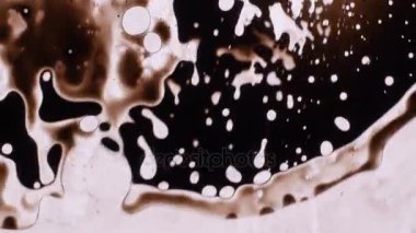 Fantastik desenler renkler ve boyalar