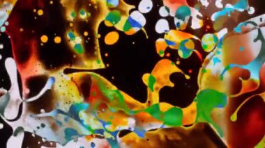 Fantastik desenler renkler ve boyalar