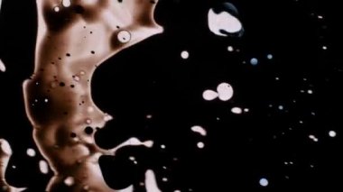 Fantastik desenler renkler ve boyalar