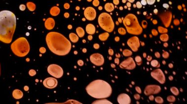 Fantastik desenler renkler ve boyalar