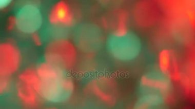 Bir arkaplan üzerindeki bulanık ışıkları özetle.