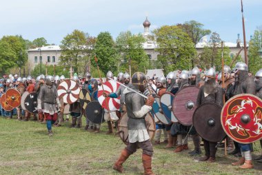 St. Petersburg, Rusya - 27 Mayıs 2017: Savaş Rusya'nın St. Petersburg kentinde festivalinde tarihi yeniden inşası hazırlık