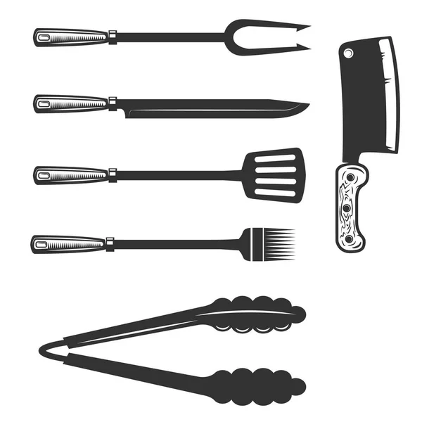 Conjunto de ferramentas de churrasco e grelha isoladas em fundo branco. Desenho —  Vetores de Stock