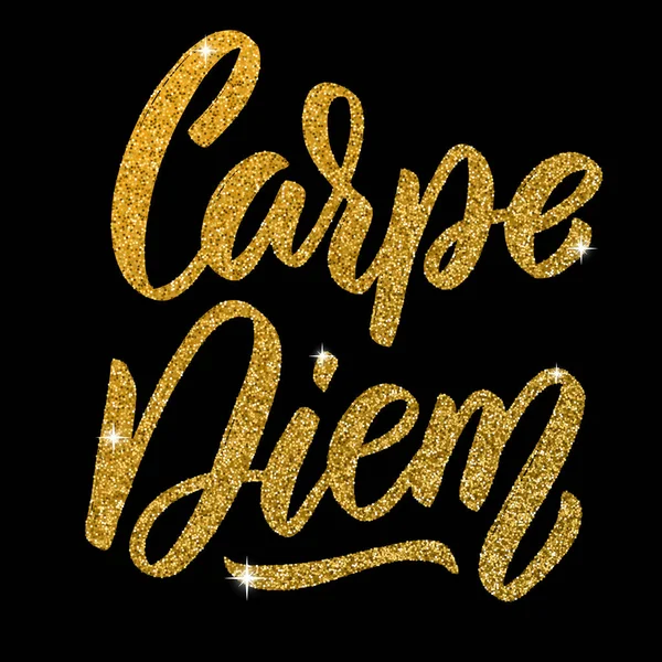 Carpe diem. Frase lettering disegnata a mano isolata in stile dorato su sfondo scuro . — Vettoriale Stock