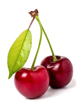 Beyaz arka plan üzerinde izole yaprak closeup ile iki kiraz