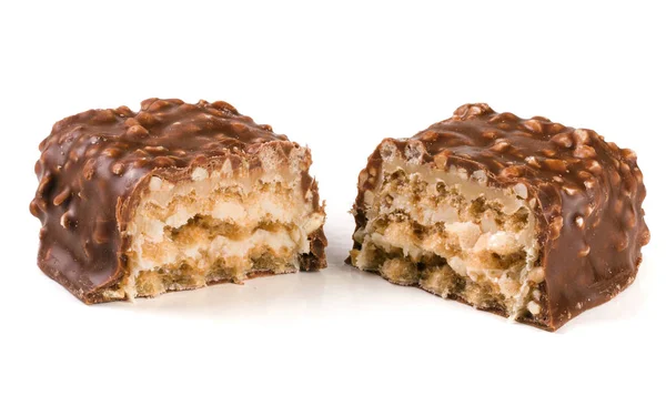 Čokoládové cukroví s ořechy, izolované na bílém pozadí — Stock fotografie