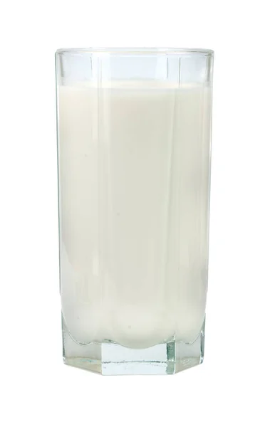Склянка молока ізольована на білому фоні — стокове фото