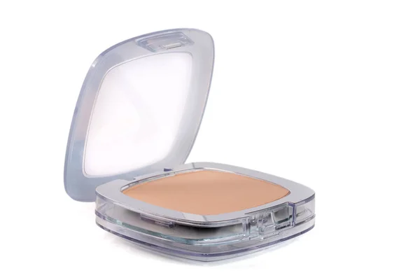 Make-up Puder in Box isoliert auf weißem Hintergrund — Stockfoto