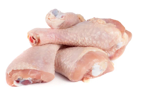Empat stik ayam mentah terisolasi pada latar belakang putih — Stok Foto