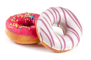 Beyaz arka plan üzerinde izole iki sırlı çörek