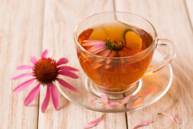 Ekinezya çay beyaz ahşap tablo