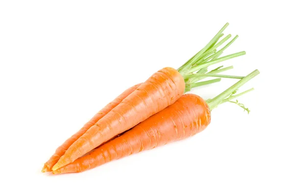 Warzywa marchewkowe z liśćmi wyizolowanymi na białym tle — Zdjęcie stockowe
