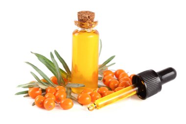 Deniz topalak yağı çilek ve beyaz arka plan üzerinde izole yaprakları ile