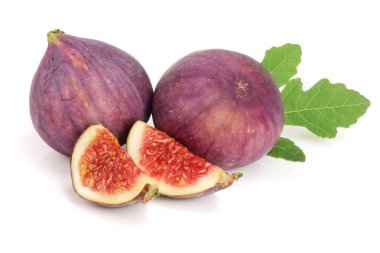 incir meyve ile izole üzerinde beyaz arka plan bırakır