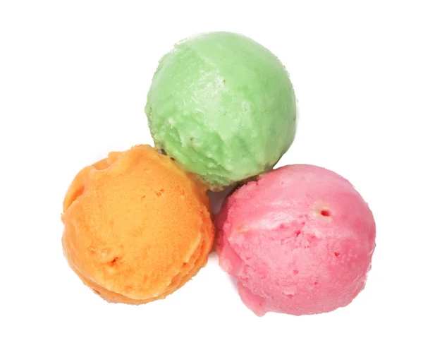 Bola de helado verde rojo y amarillo aislada sobre fondo blanco, vista superior — Foto de Stock