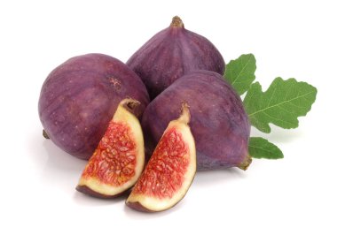 incir meyve ile izole üzerinde beyaz arka plan bırakır