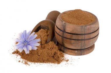 hindiba toz kase ve beyaz arka plan üzerinde izole çiçek Kepçe