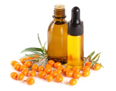 Deniz topalak yağı çilek ve beyaz arka plan üzerinde izole yaprakları ile