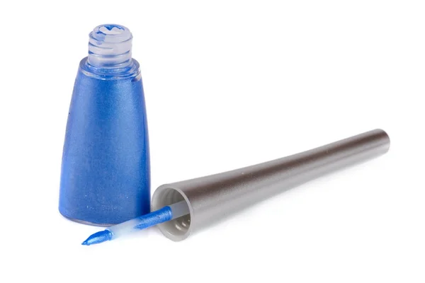 Жидкий синий подводка для глаз изолированы на белом фоне — стоковое фото